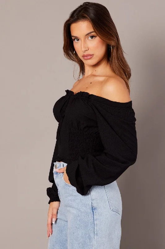 Black Ruched Crop Top Long Sleeve