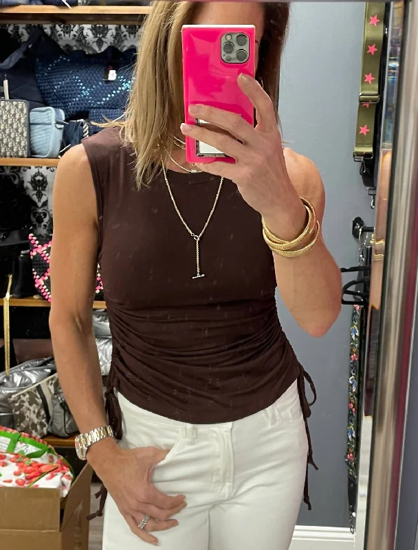 Sadie Sleeveless Top In Chocolate