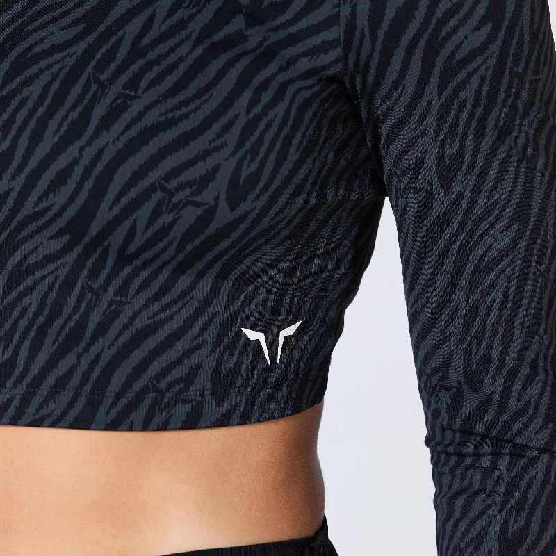 Warrior Crop Top 2.0 - Black Print