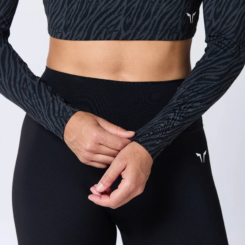 Warrior Crop Top 2.0 - Black Print