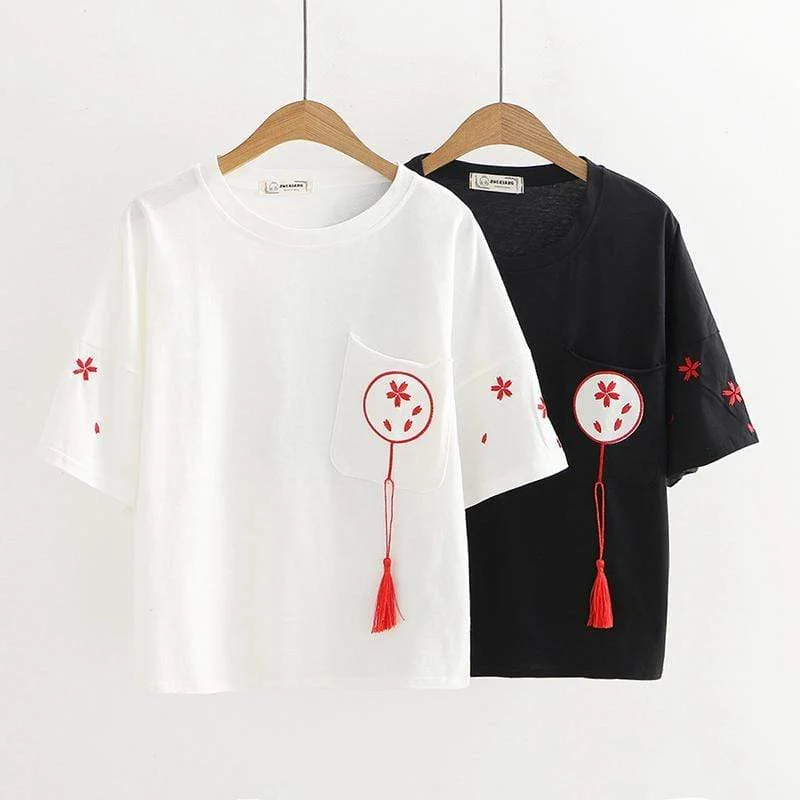 Women's Harajuku Fan Printed With Tassels Sakura Printed Sleeved Tees